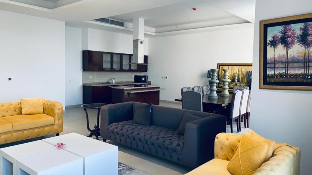 One Constitution Avenue By Goldfinch Lejlighedshotel Islamabad Eksteriør billede