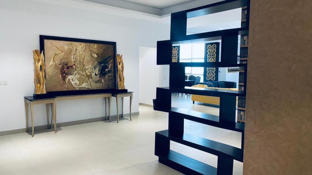 One Constitution Avenue By Goldfinch Lejlighedshotel Islamabad Eksteriør billede