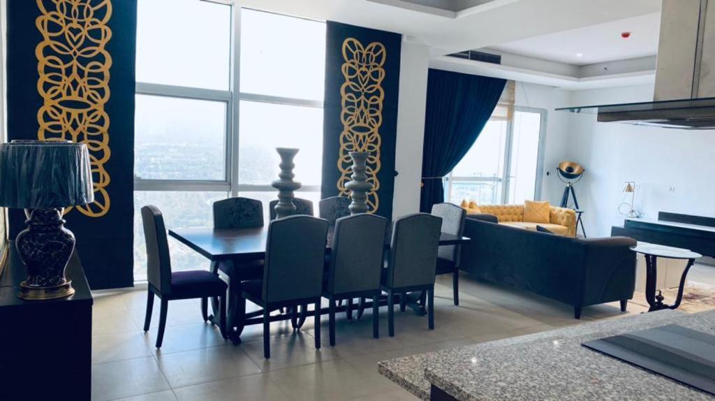 One Constitution Avenue By Goldfinch Lejlighedshotel Islamabad Eksteriør billede