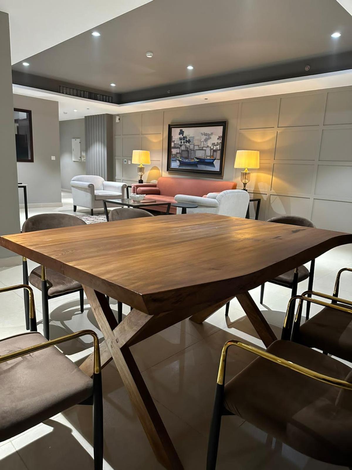 One Constitution Avenue By Goldfinch Lejlighedshotel Islamabad Eksteriør billede