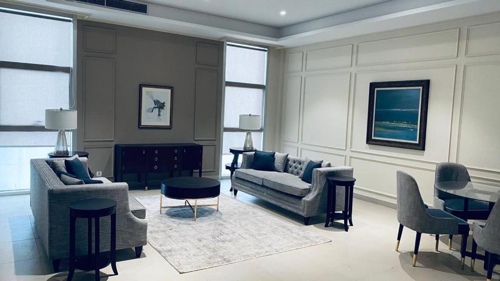 One Constitution Avenue By Goldfinch Lejlighedshotel Islamabad Eksteriør billede